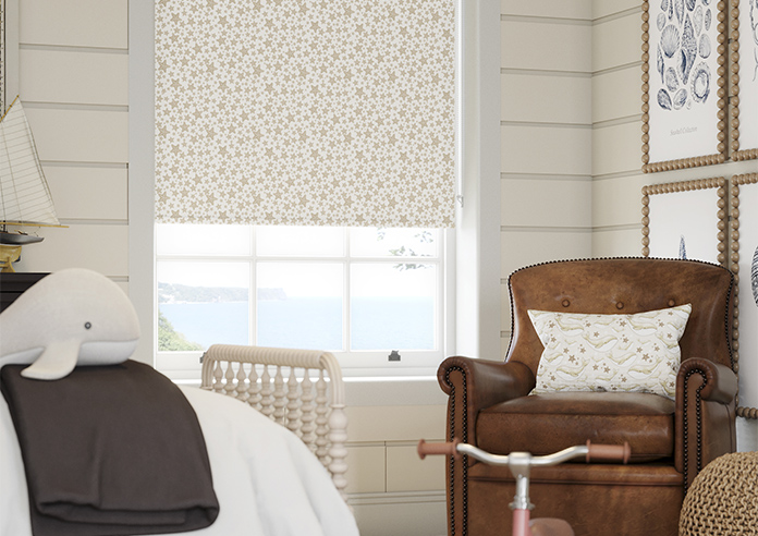 Whaley Great, Star Splash Sand - Roller Blind - Image 5